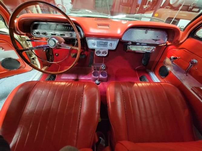 Chevrolet-Corvair-1962-15