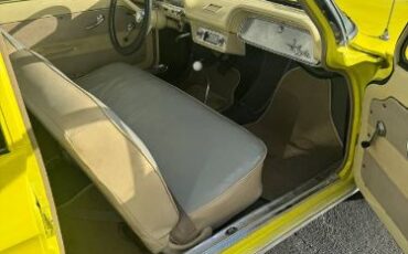 Chevrolet-Corvair-1962-17