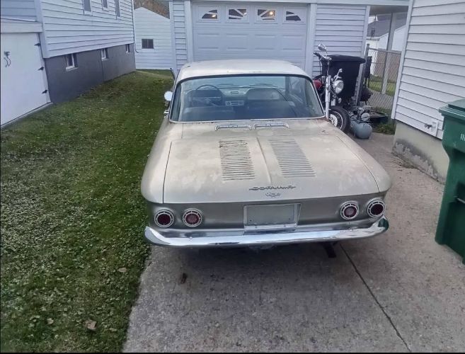 Chevrolet-Corvair-1962-Green-3