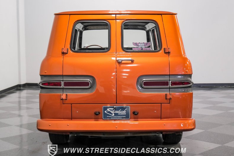 Chevrolet-Corvair-1962-Mango-Tango-Black-Houndstooth-10