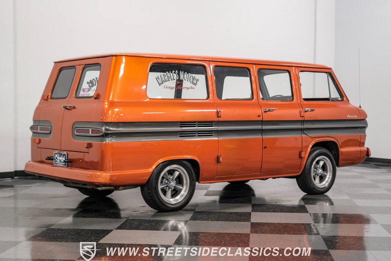 Chevrolet-Corvair-1962-Mango-Tango-Black-Houndstooth-20