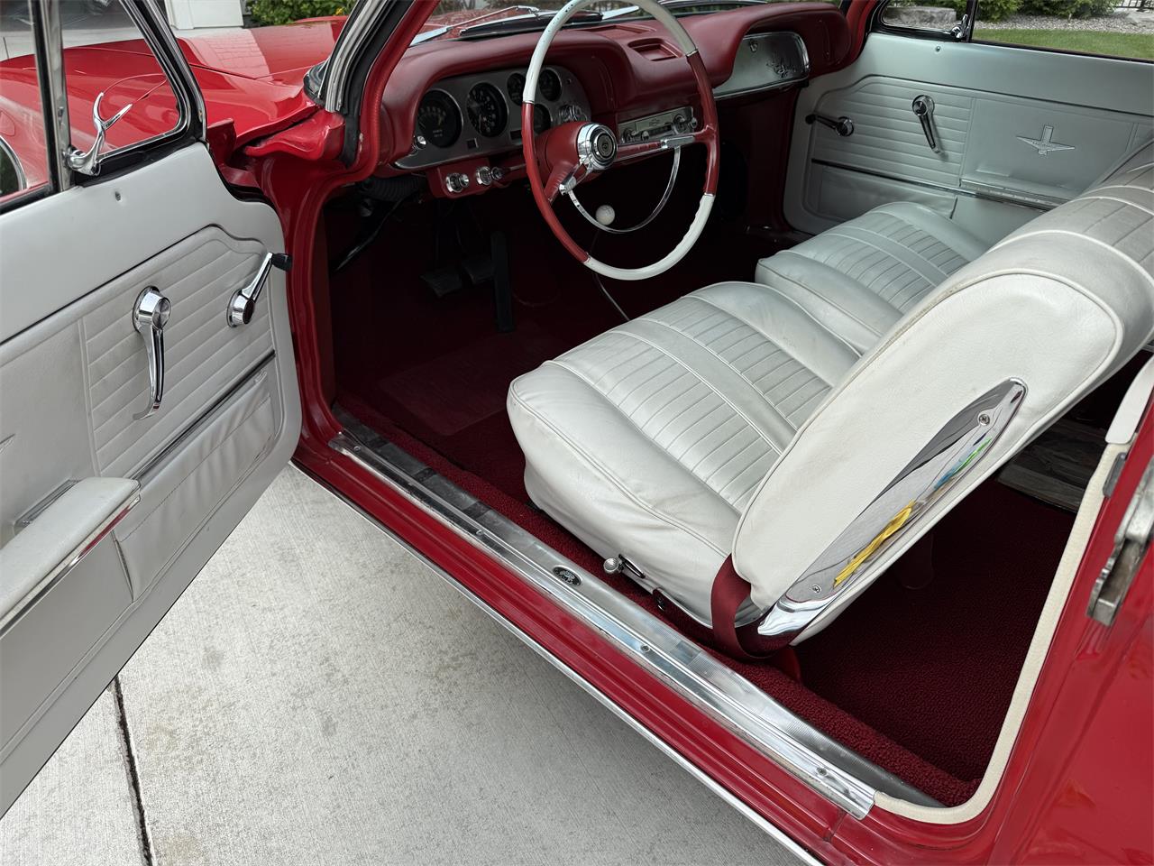 Chevrolet-Corvair-1962-Red-White-2