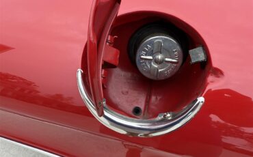Chevrolet-Corvair-1962-Red-White-28