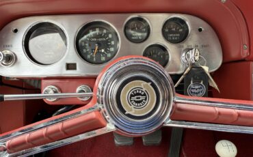 Chevrolet-Corvair-1962-Red-White-35