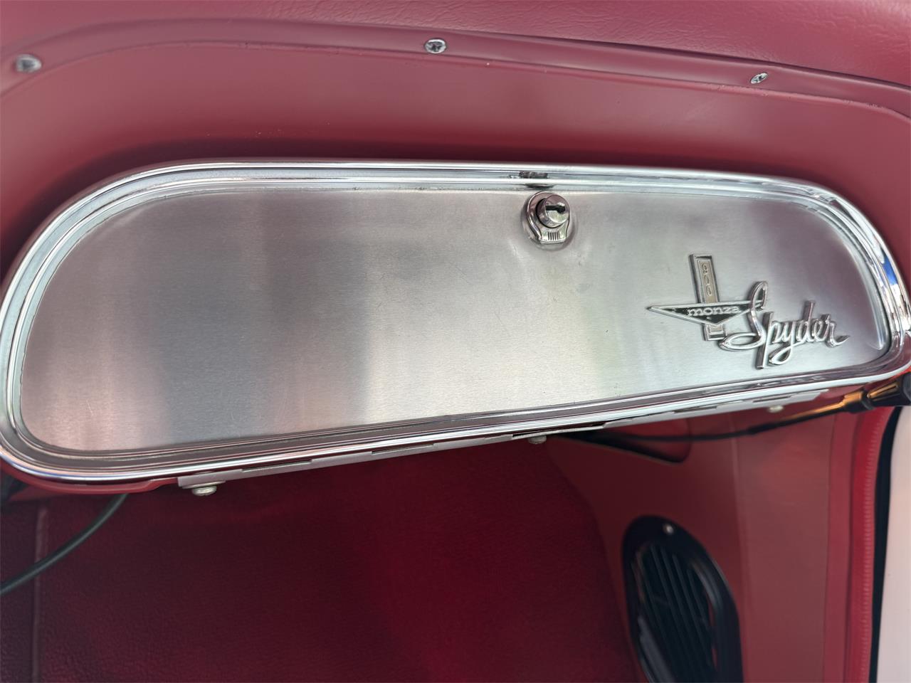 Chevrolet-Corvair-1962-Red-White-37
