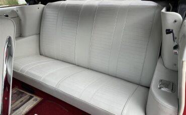 Chevrolet-Corvair-1962-Red-White-38