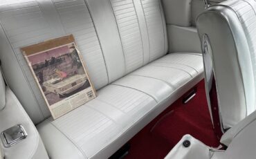 Chevrolet-Corvair-1962-Red-White-40