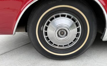 Chevrolet-Corvair-1962-Red-White-59