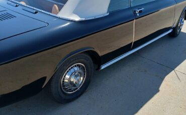 Chevrolet-Corvair-1963-Convertible-2