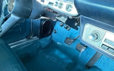 Chevrolet-Corvair-1964-18