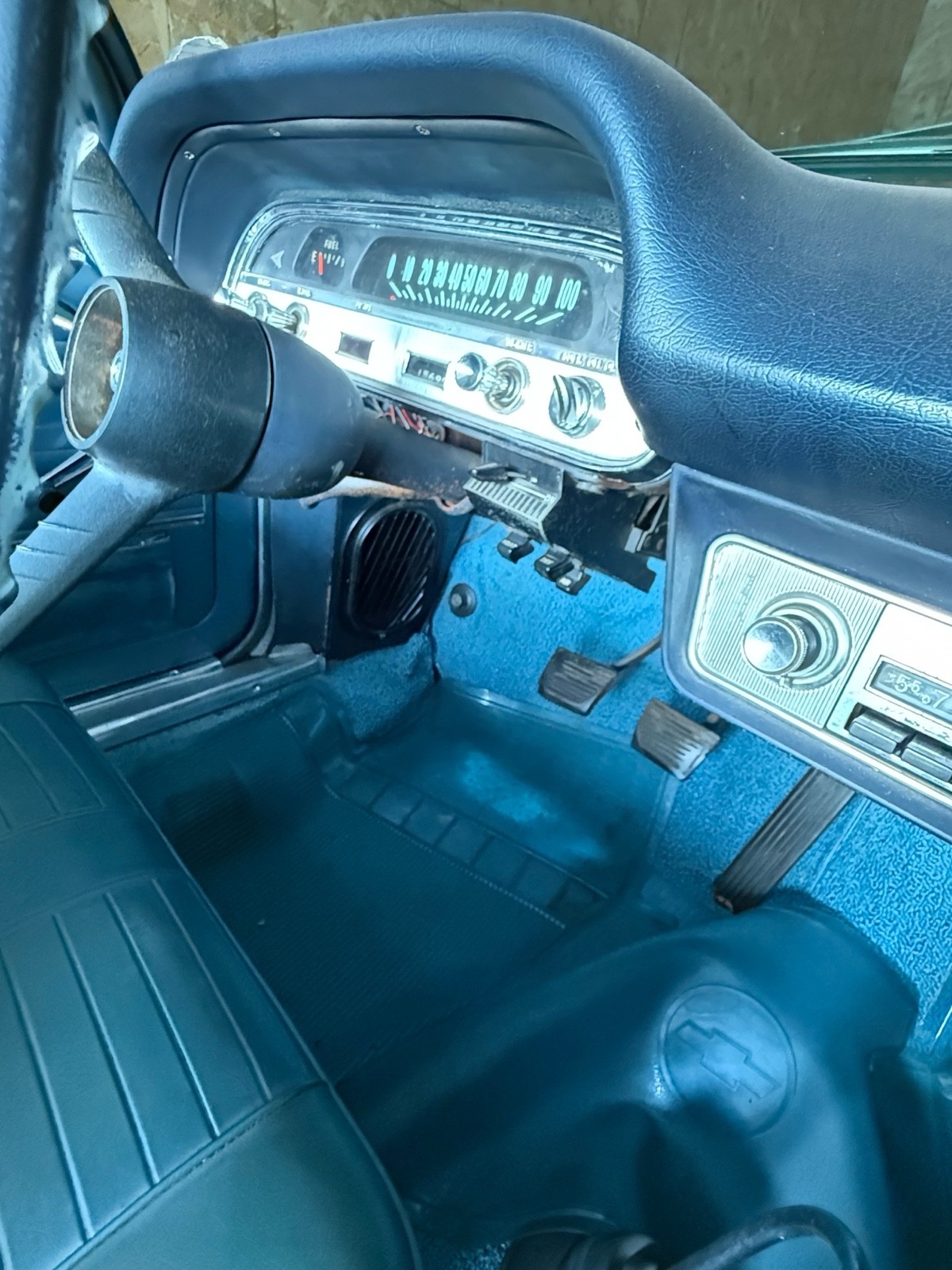 Chevrolet-Corvair-1964-18