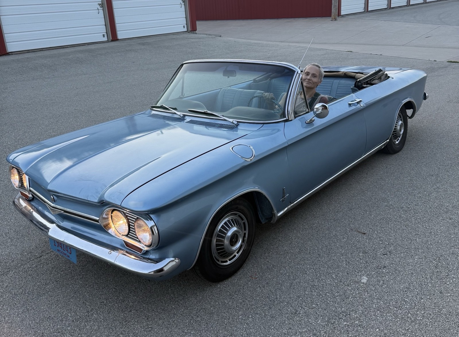 Chevrolet-Corvair-1964-2