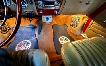 Chevrolet-Corvair-1965-Sunburst-orange-Brown-orange-14