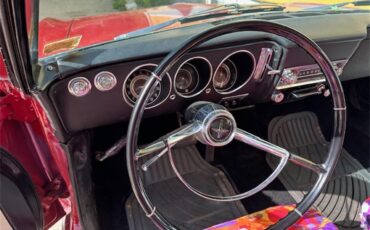 Chevrolet-Corvair-1966-Red-Wgite-1