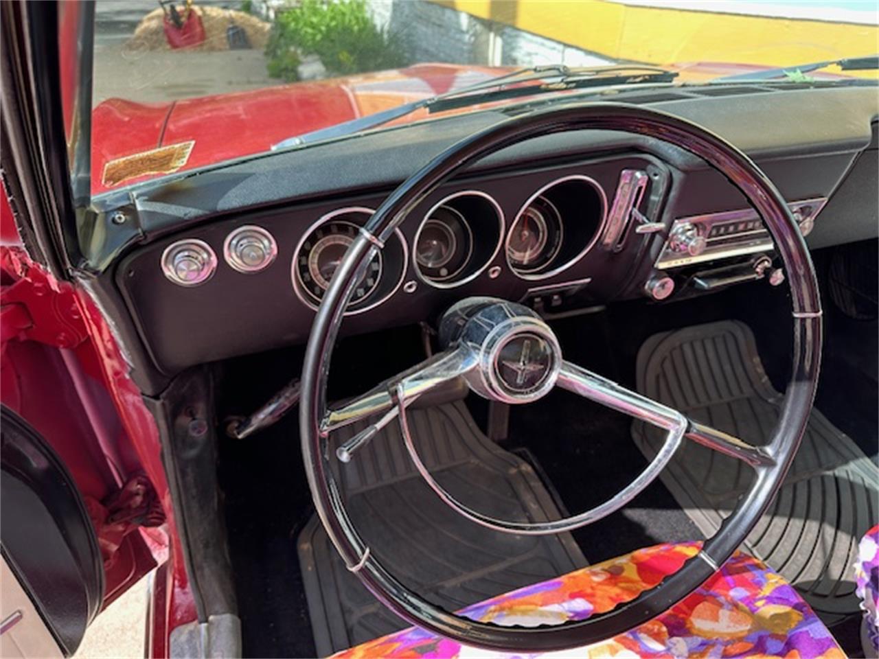Chevrolet-Corvair-1966-Red-Wgite-1