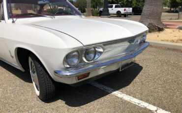 Chevrolet-Corvair-1966-White-Red-7