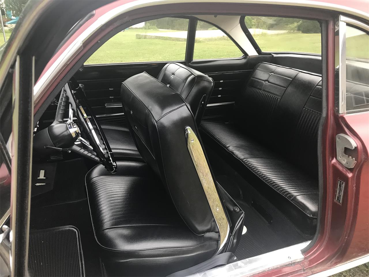 Chevrolet-Corvair-monza-1963-Maroon-Black-2
