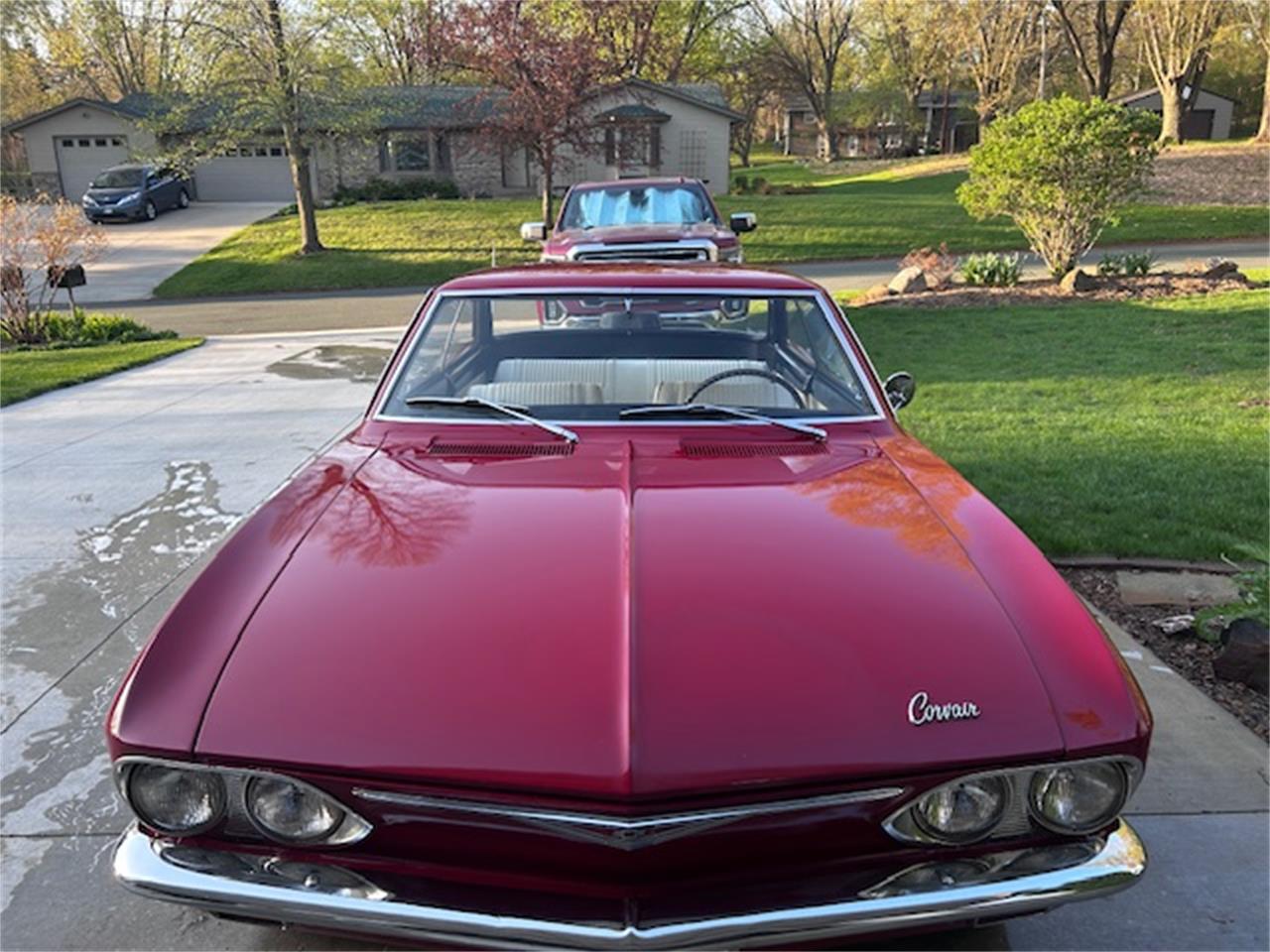 Chevrolet-Corvair-monza-1965-Red-White-2