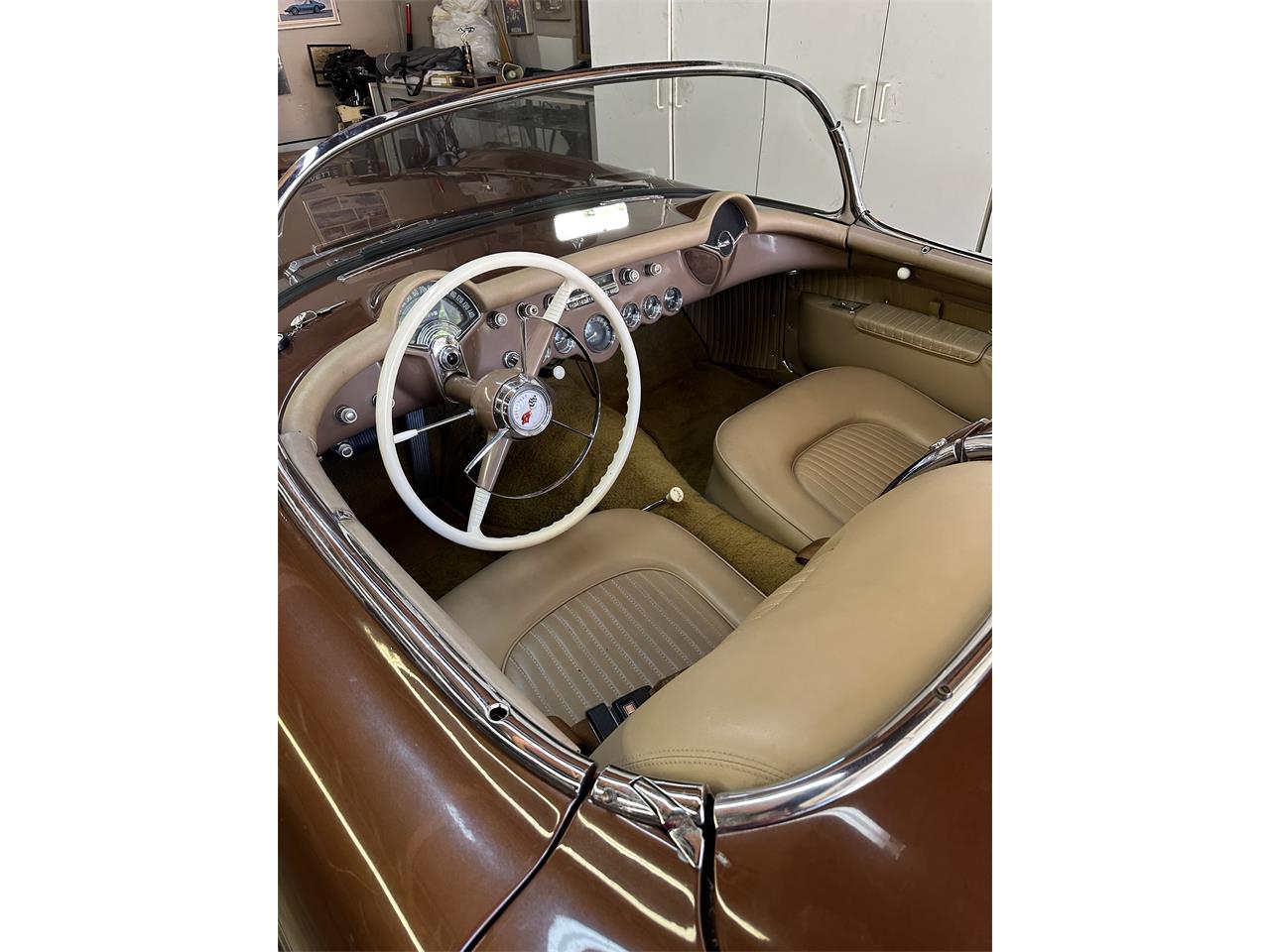 Chevrolet-Corvette-1954-Corvette-Copper-Beige-8