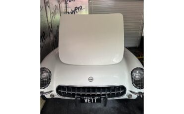 Chevrolet-Corvette-1954-White-Red-1
