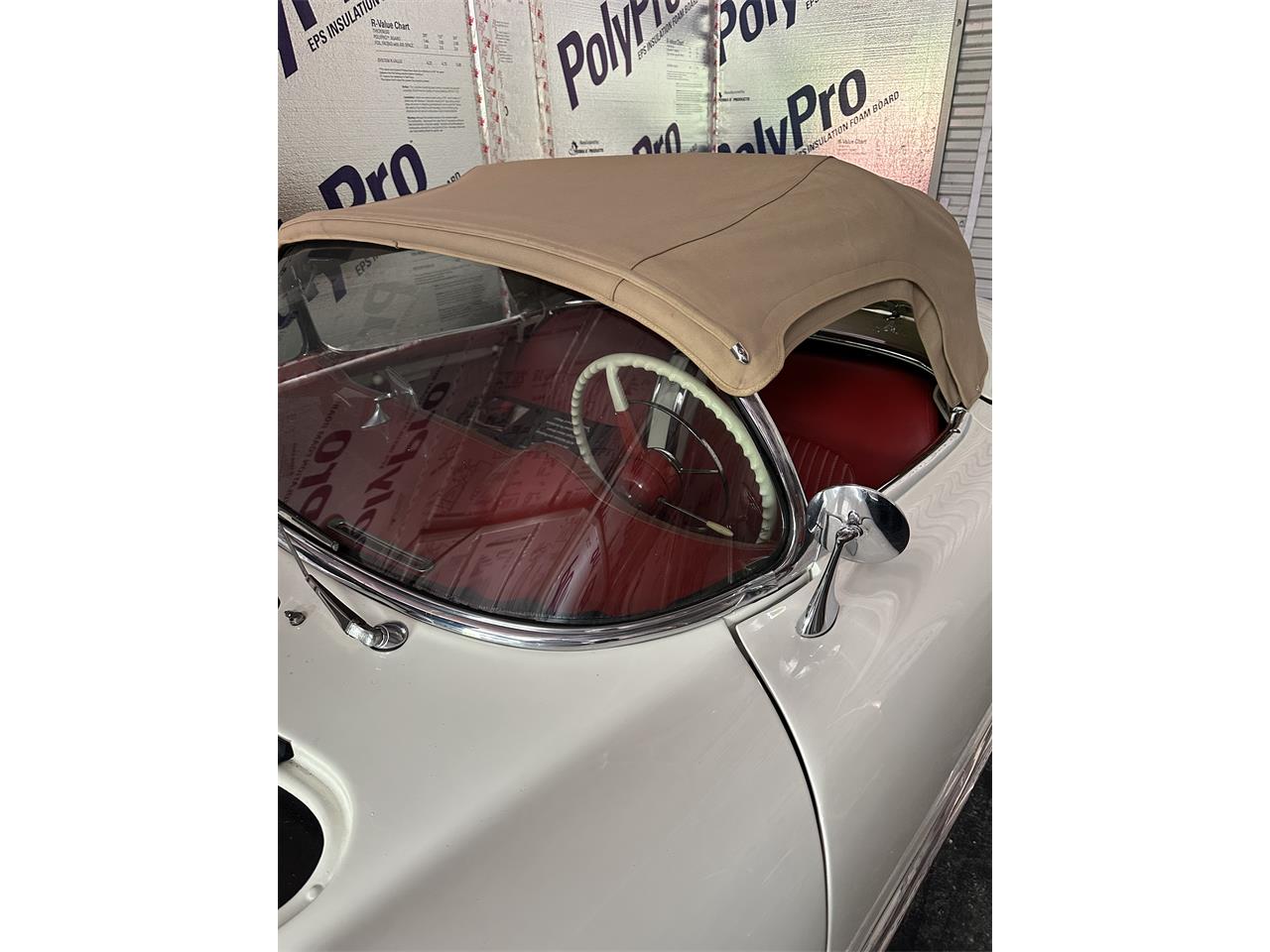 Chevrolet-Corvette-1954-White-Red