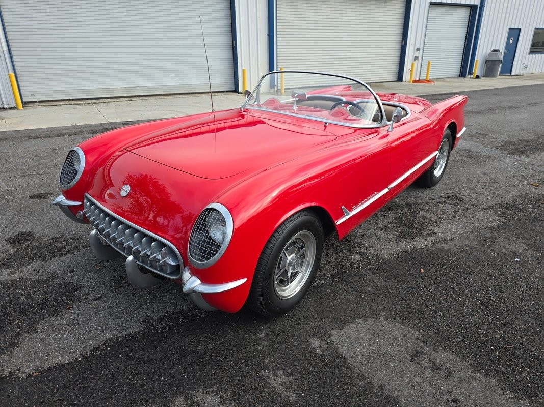 Chevrolet-Corvette-1955-Roadster-10
