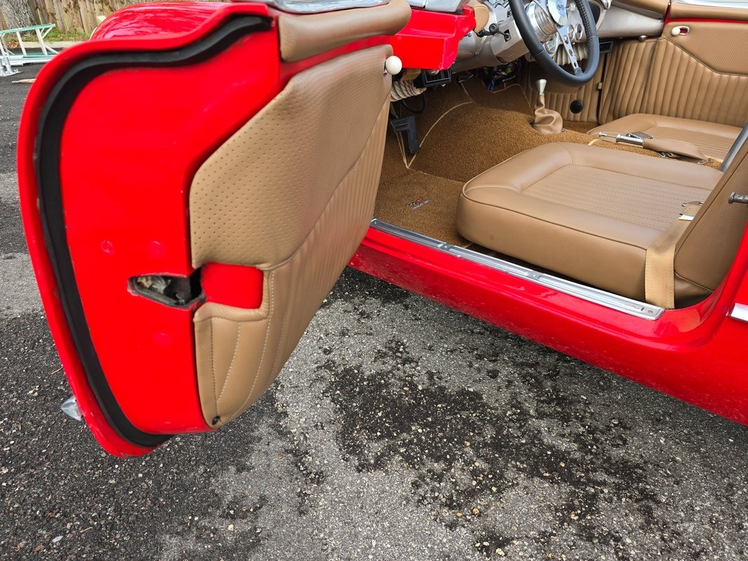 Chevrolet-Corvette-1955-Roadster-15