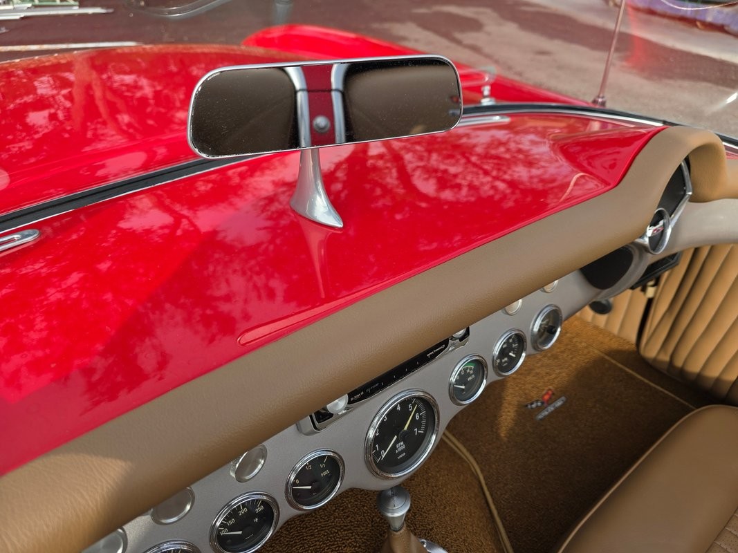 Chevrolet-Corvette-1955-Roadster-30