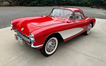 Chevrolet-Corvette-1956-Convertible-32