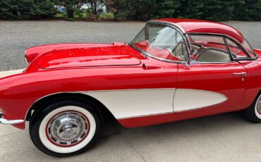 Chevrolet-Corvette-1956-Convertible-35