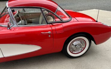 Chevrolet-Corvette-1956-Convertible-38