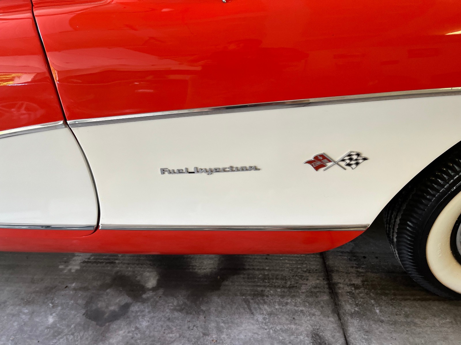 Chevrolet-Corvette-1957-Convertible-15