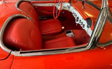 Chevrolet-Corvette-1957-Convertible-16