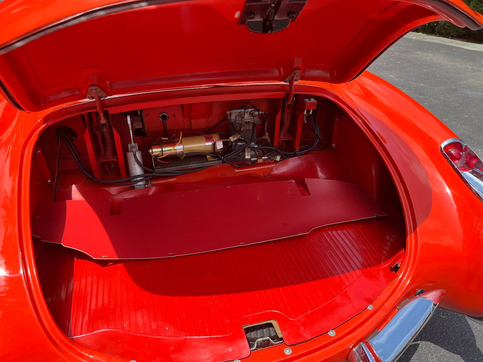 Chevrolet-Corvette-1957-Convertible-22