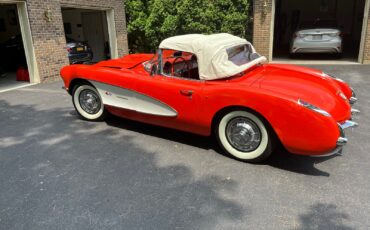 Chevrolet-Corvette-1957-Convertible-7