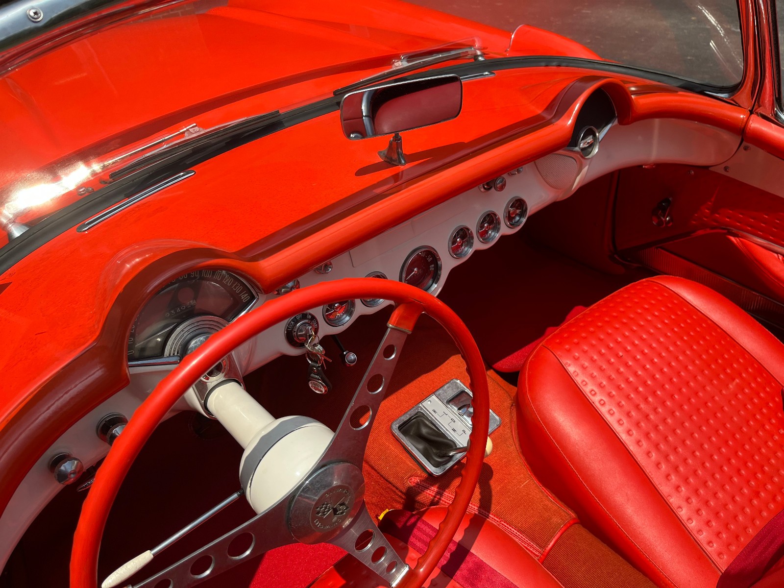 Chevrolet-Corvette-1957-Convertible-9