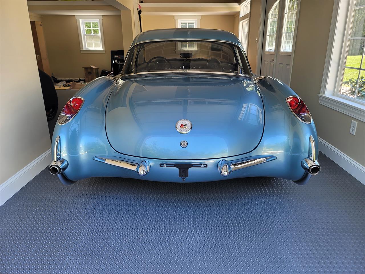 Chevrolet-Corvette-1957-Seafoam-Blue-Cream-23