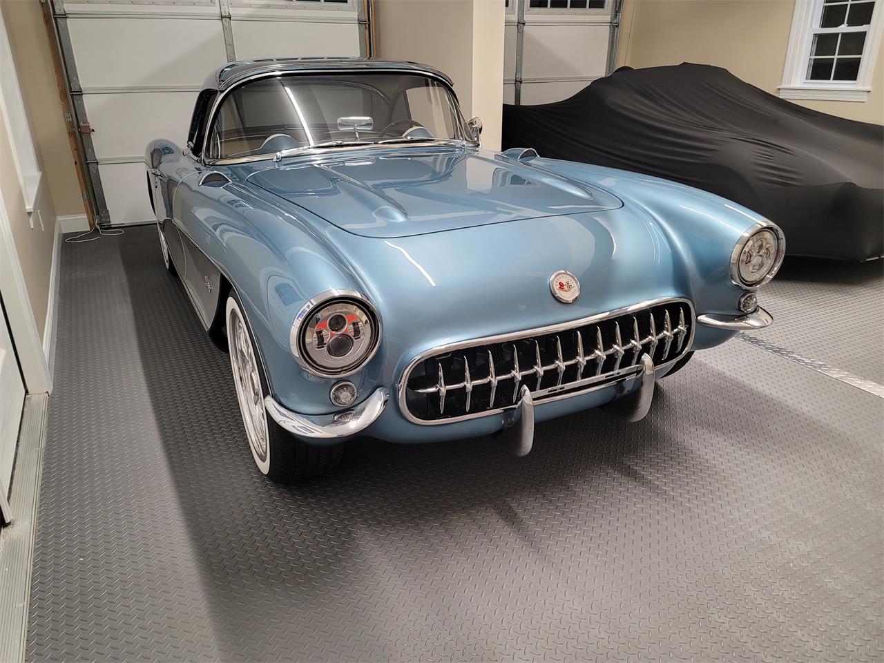 Chevrolet-Corvette-1957-Seafoam-Blue-Cream-27