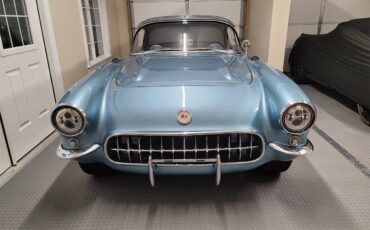 Chevrolet-Corvette-1957-Seafoam-Blue-Cream-28