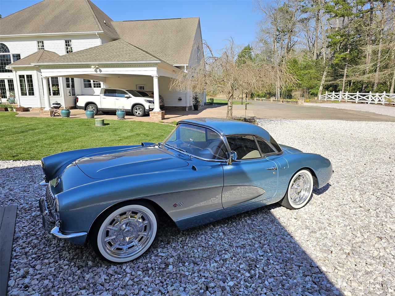 Chevrolet-Corvette-1957-Seafoam-Blue-Cream-30