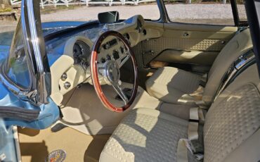 Chevrolet-Corvette-1957-Seafoam-Blue-Cream-4