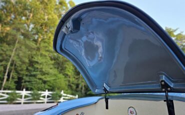 Chevrolet-Corvette-1957-Seafoam-Blue-Cream-60