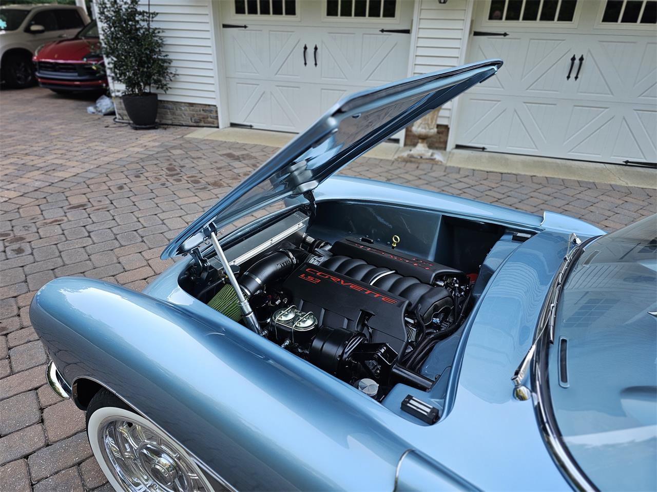 Chevrolet-Corvette-1957-Seafoam-Blue-Cream-62