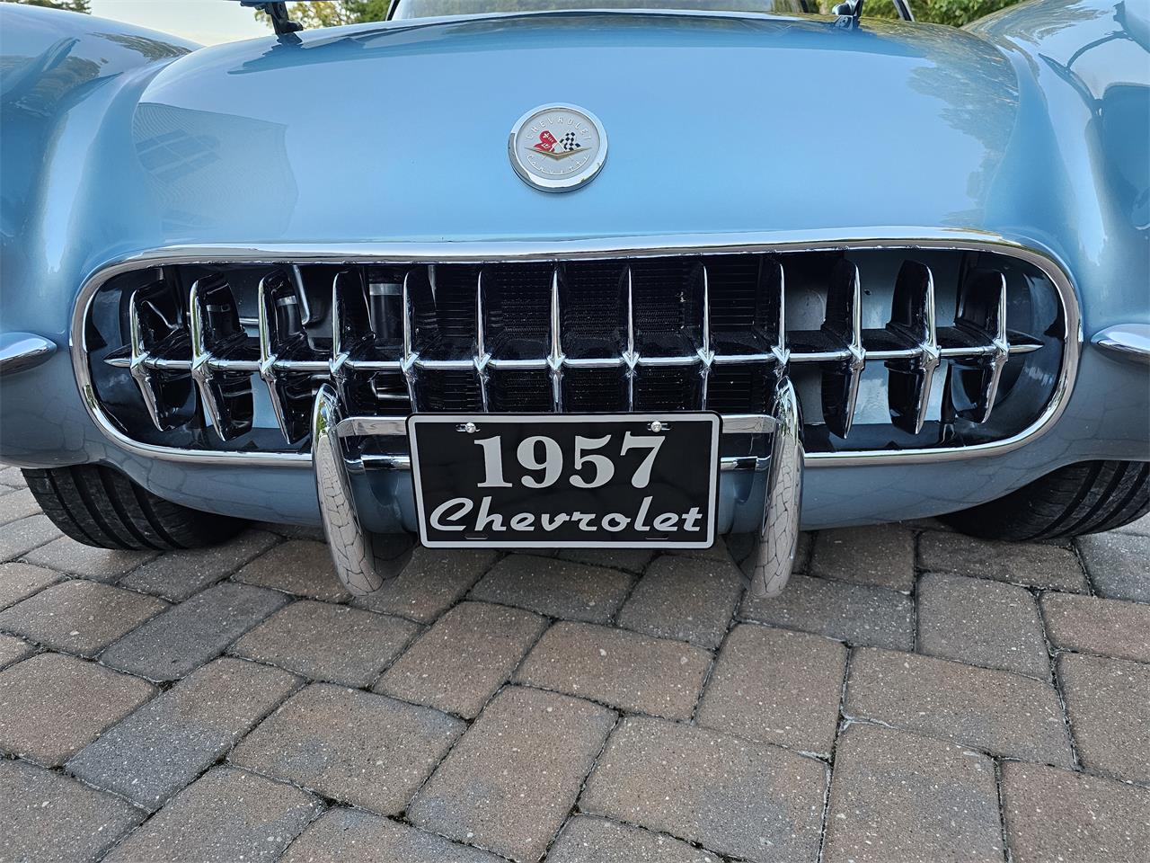 Chevrolet-Corvette-1957-Seafoam-Blue-Cream-64