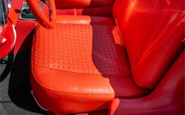 Chevrolet-Corvette-1957-Venetian-Red-Polo-White-Red-32