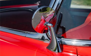 Chevrolet-Corvette-1957-Venetian-Red-Polo-White-Red-53