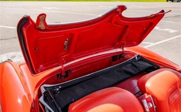 Chevrolet-Corvette-1957-Venetian-Red-Polo-White-Red-58