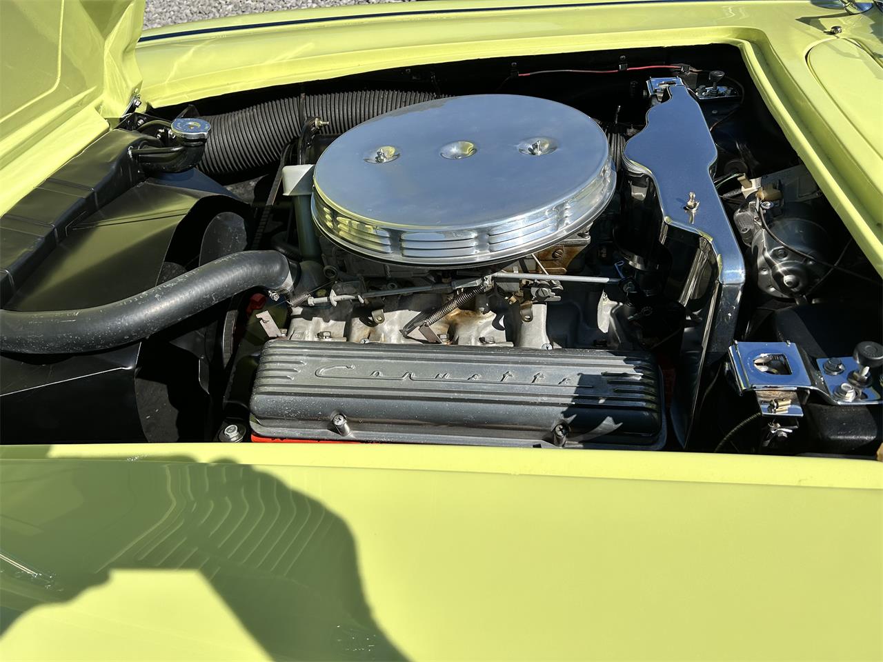 Chevrolet-Corvette-1958-Panama-yellow-Black-2