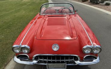 Chevrolet-Corvette-1958-Signet-Red-Red-14