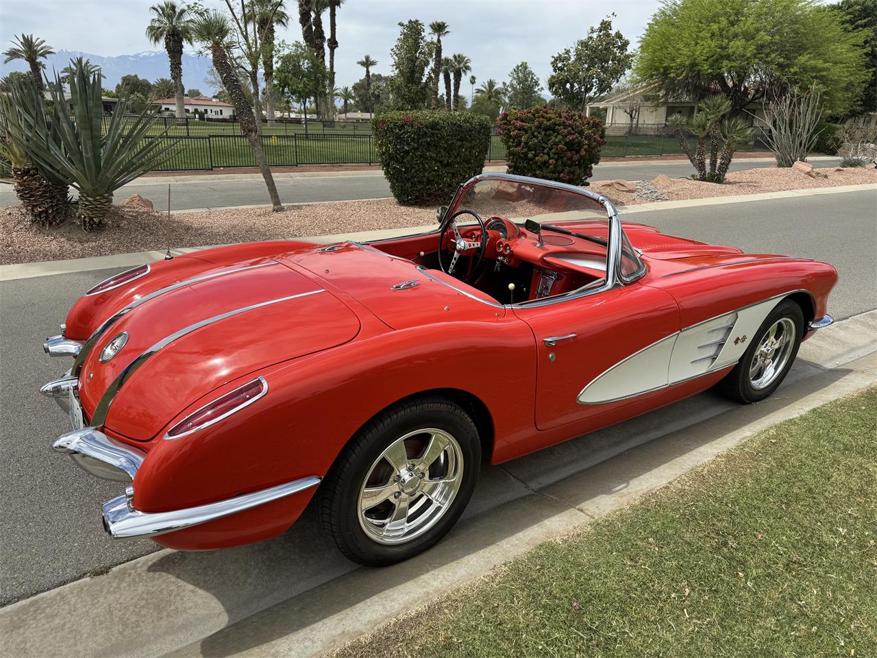 Chevrolet-Corvette-1958-Signet-Red-Red-20